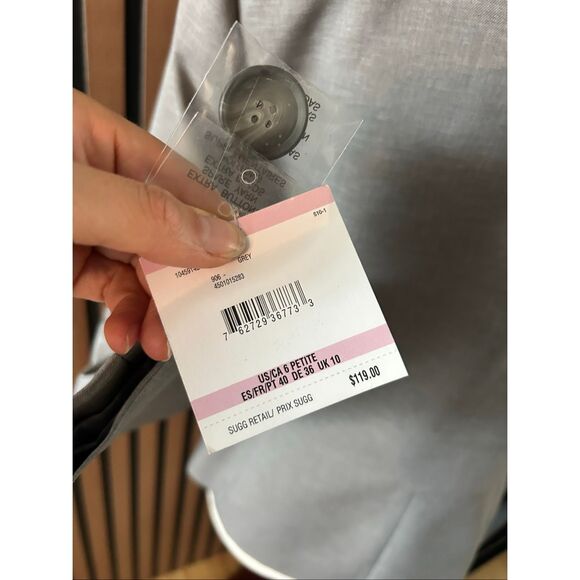 Kasper NWT gray blazer work blazer size 6P work attire office wear - Picture 2 of 7